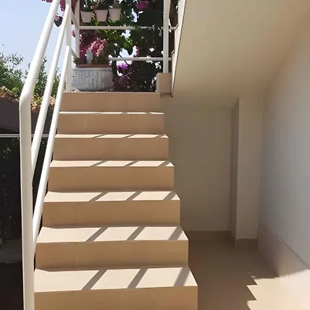 In Okrug Gornji 6113 Apartment Trogir
